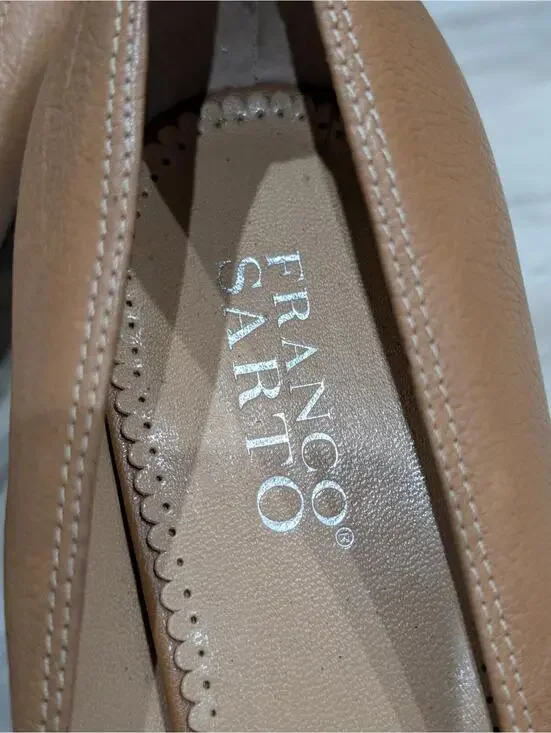 Franco Sarto Women's Tan Leather Buckle Accent Pumps 10M - Picture 3 of 8